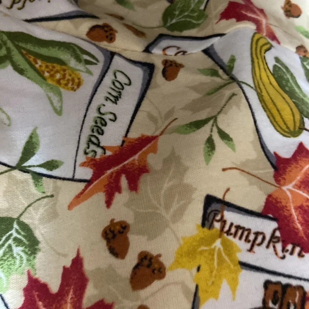 Stars of Best Medical Print (Garden Fresh) Tan Warm Up Jacket W/Knit Cuffs NWT